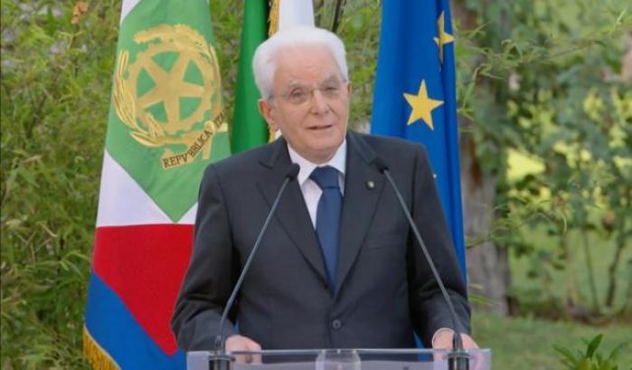 Mattarella liquida i no-pass: "Nessuno ha il diritto di portare il contagio negli spazi comuni"