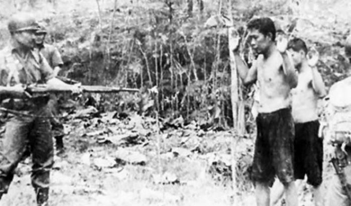 Rivelazioni:  la Gran Bretagna incitò gli indonesiani ad uccidere mezzo milioni di comunisti