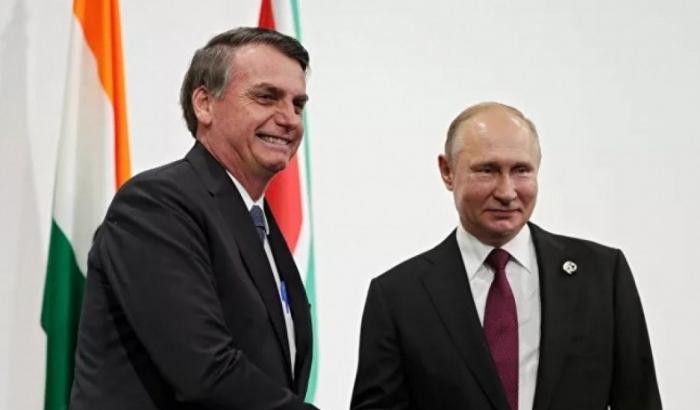 Bolsonaro va a omaggiare Putin e dopo a fare campagna elettorale per Orban