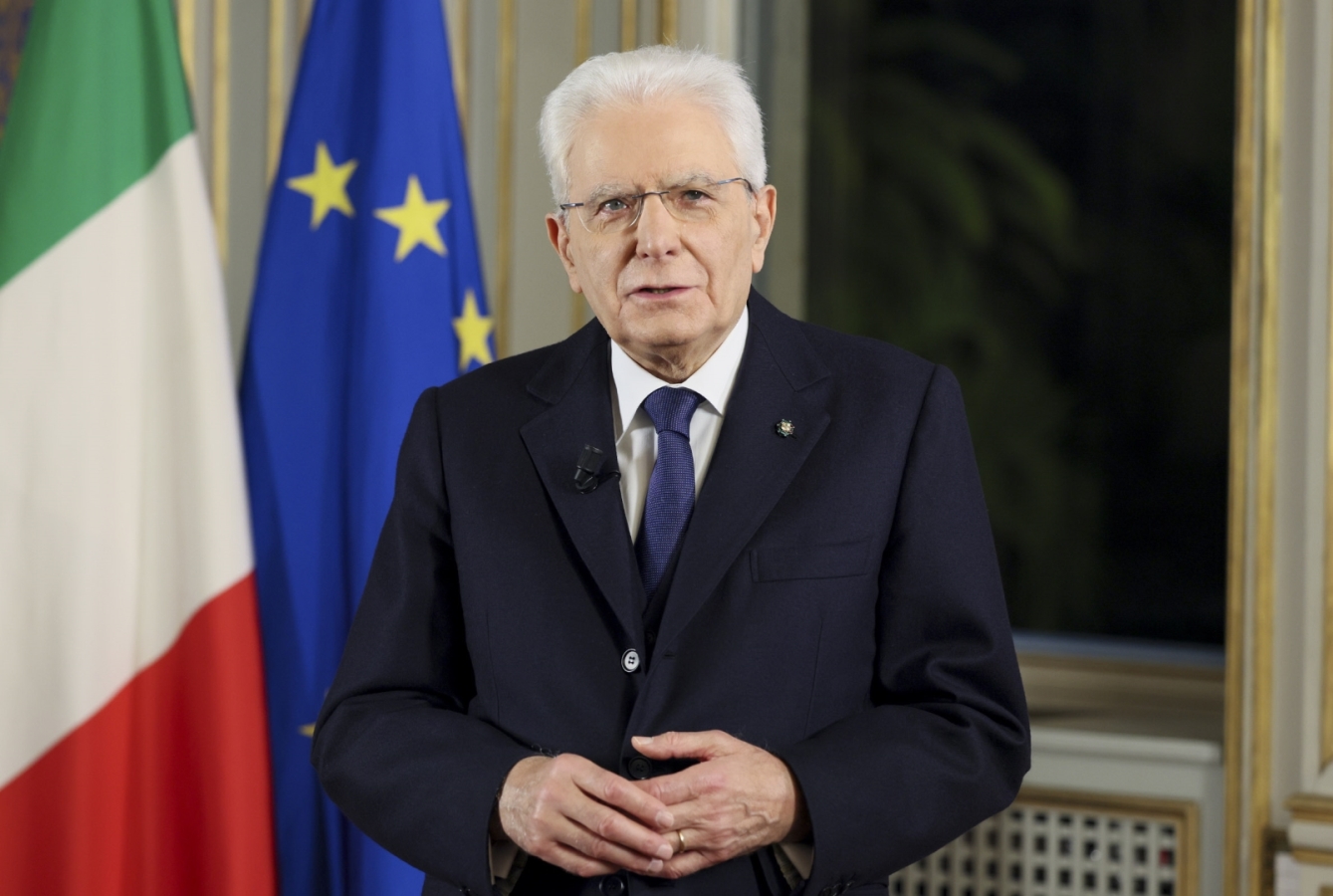 Sondaggi politici: due terzi degli italiani si sentono rappresentati da Mattarella ma sui partiti...