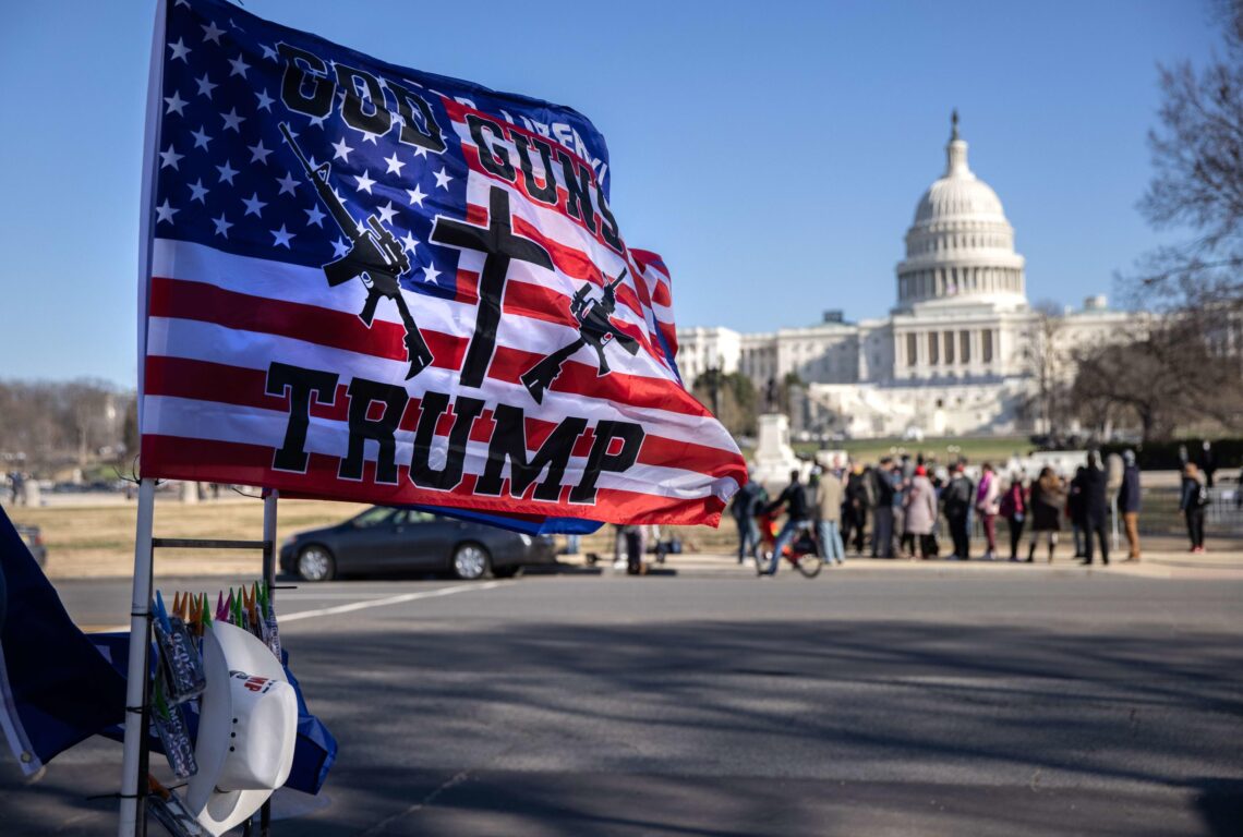 Assalto a Capitol Hill, le prove del tentato golpe di Trump aumentano