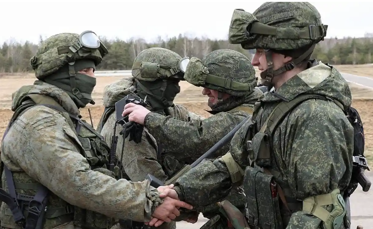 Kiev: "Mosca sta addestrando 2.500 riservisti da mandare a combattere in Ucraina"