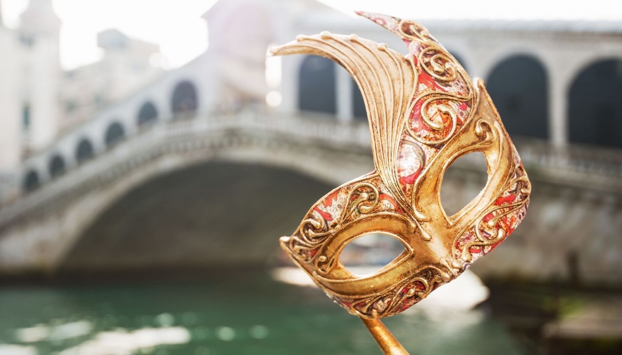 La storia e le origini del Carnevale di Venezia: tra trasgressione, tradizione e svago