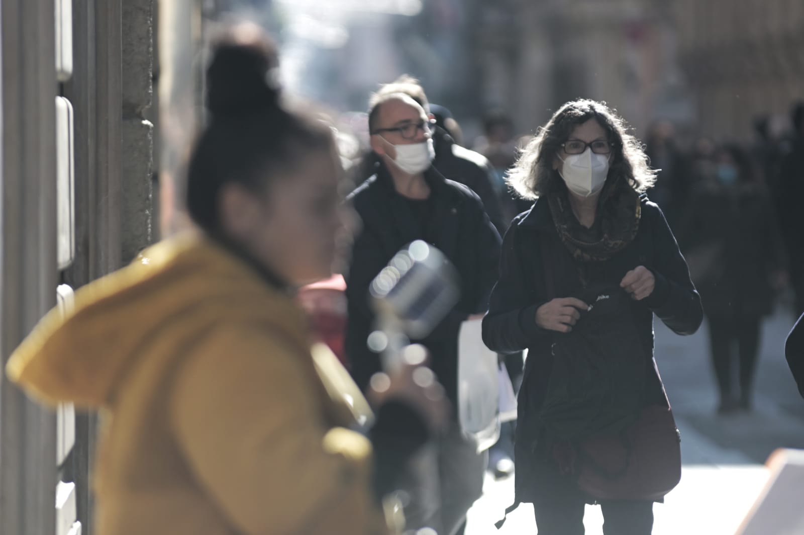 In Italia continuano a scendere Rt e incidenza (è il numero di decessi che resta intollerabile)