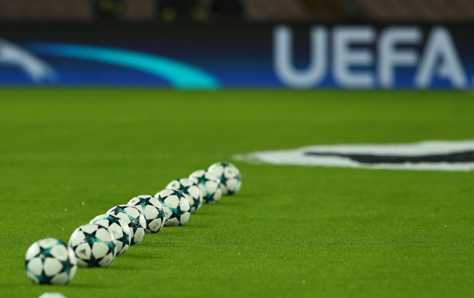 Covid, la Uefa fa i conti: persi 7 miliardi, ma i calciatori guadagnano di più