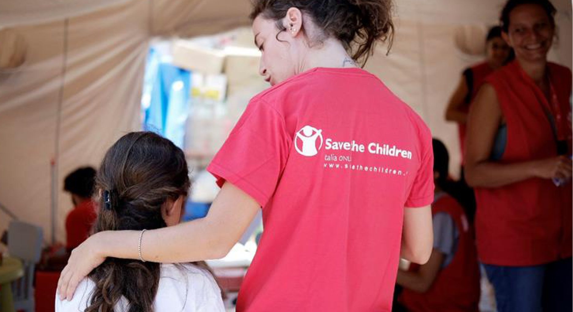 Ucraina, parte in Italia il progetto 'Druzi' di Save the Children: un sostegno online per i giovani rifugiati