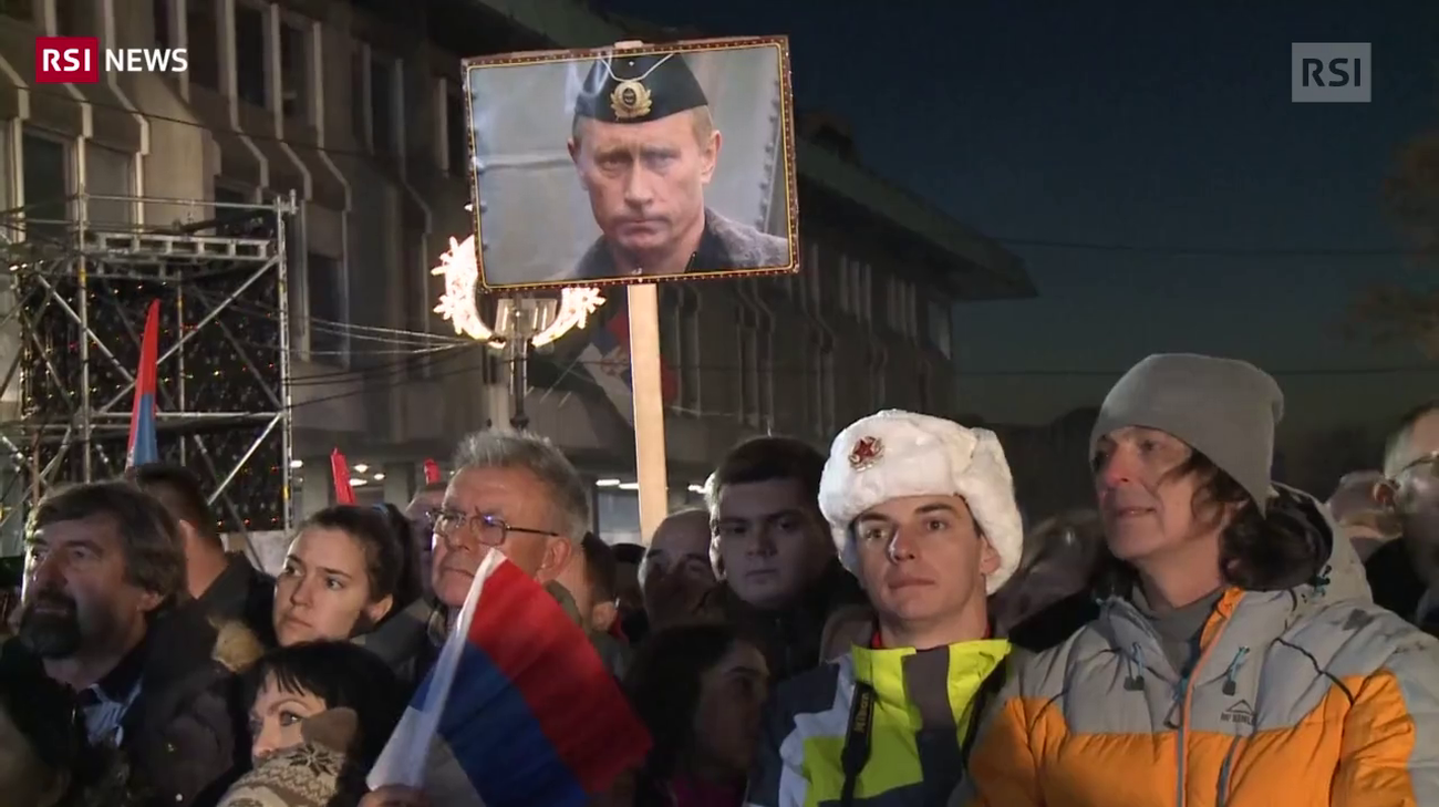 Guerra in Ucraina, gli 007 guardano con preoccupazione la Serbia dove tanti sostengono l'invasione di Putin