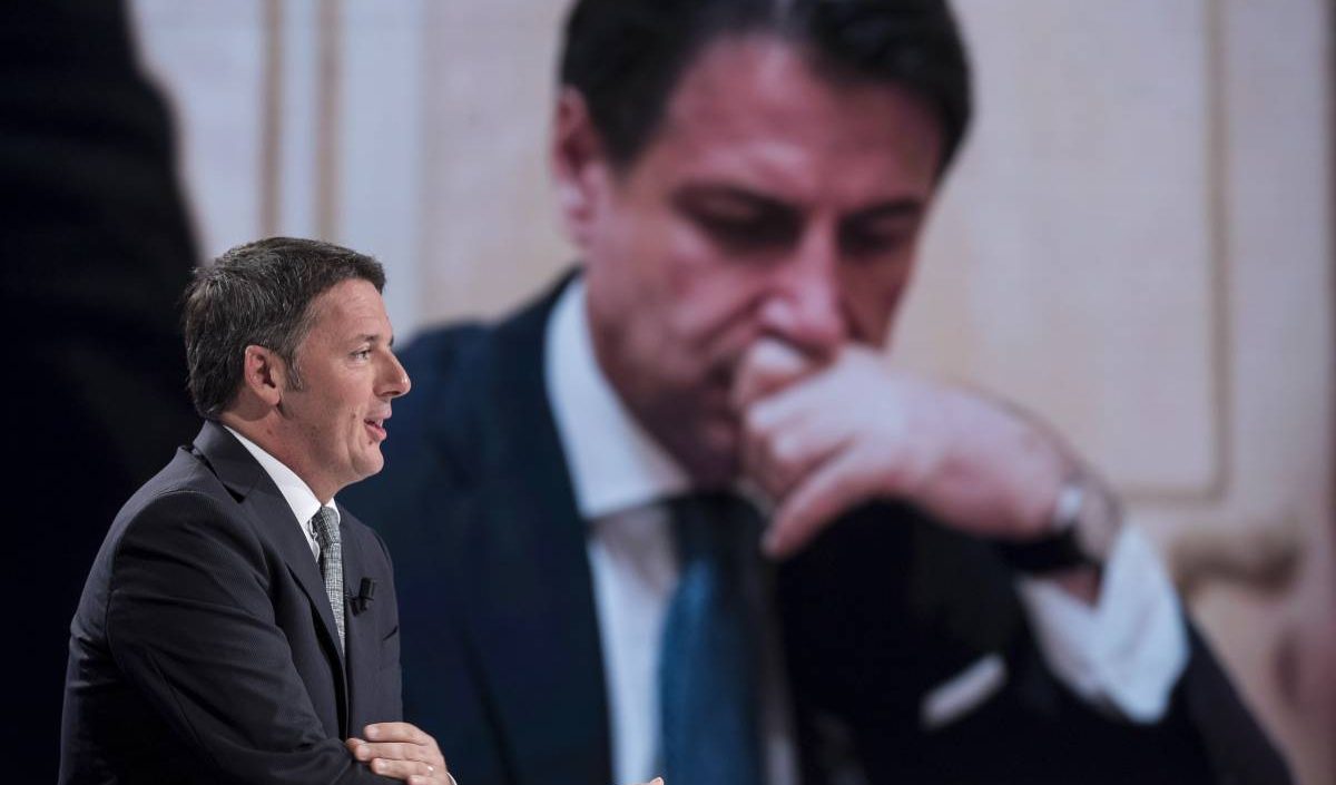 Servizi segreti, scontro a distanza tra Renzi e Conte: "Folle pensare ad un mio complotto contro Trump ma..."