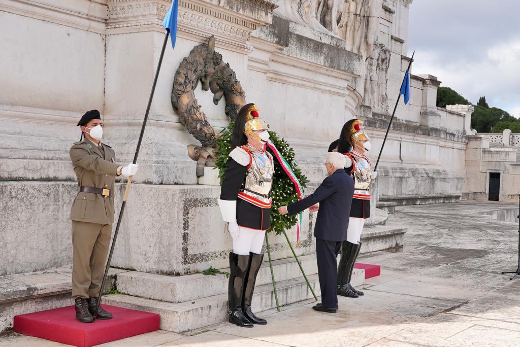 25 aprile, Mattarella: "Le parole di Bella Ciao sull'invasore dopo l'invasione russa dell'Ucraina"