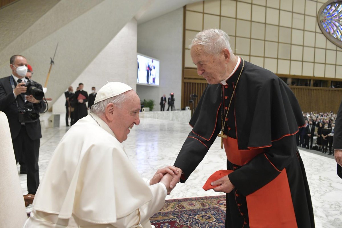 Francesco: "La guerra spezza i legami familiari, costruire la pace nella vita di ogni giorno"