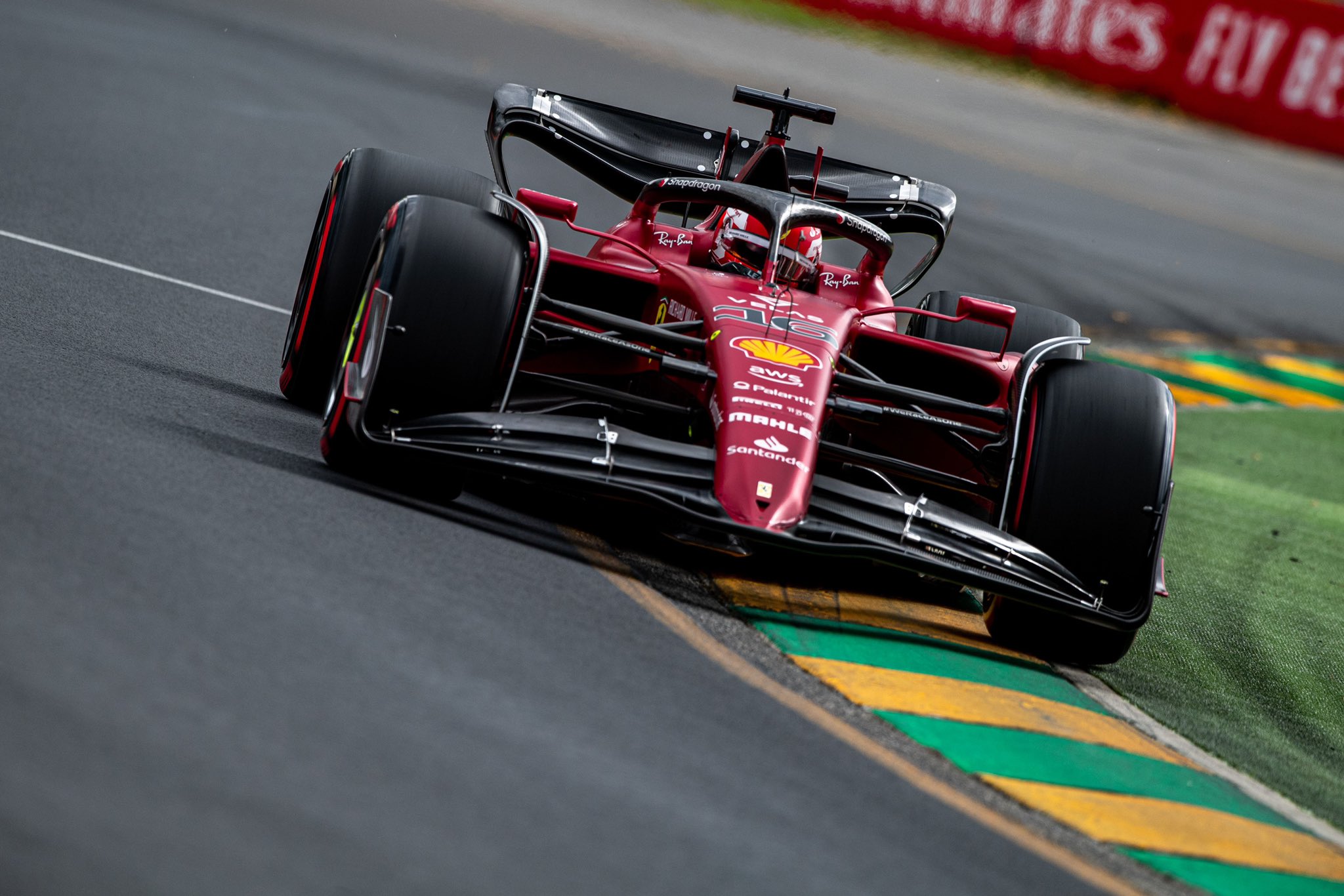 Ferrari, è ancora pole: Leclerc è il più veloce in Australia e domani partirà davanti a tutti