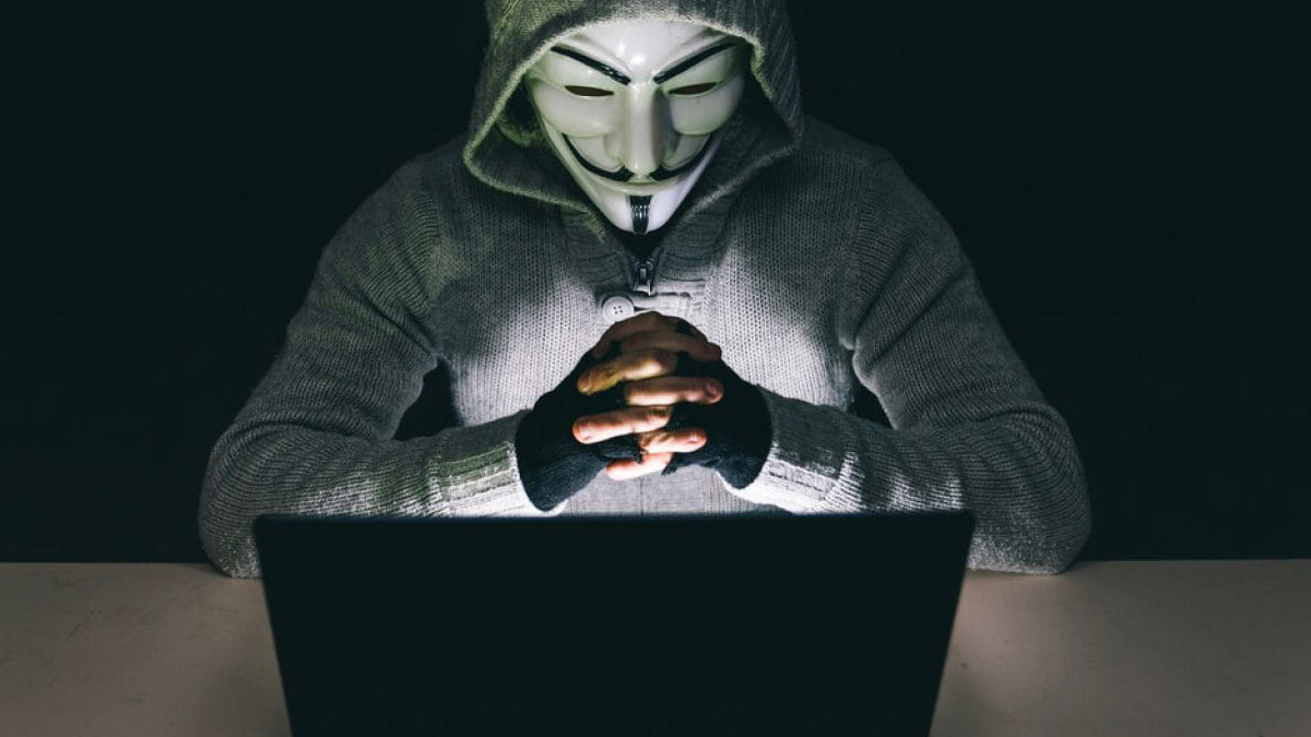 Attacco hacker contro la Bielorussia, Anonymous: "E' complice dell'invasione dell'Ucraina"