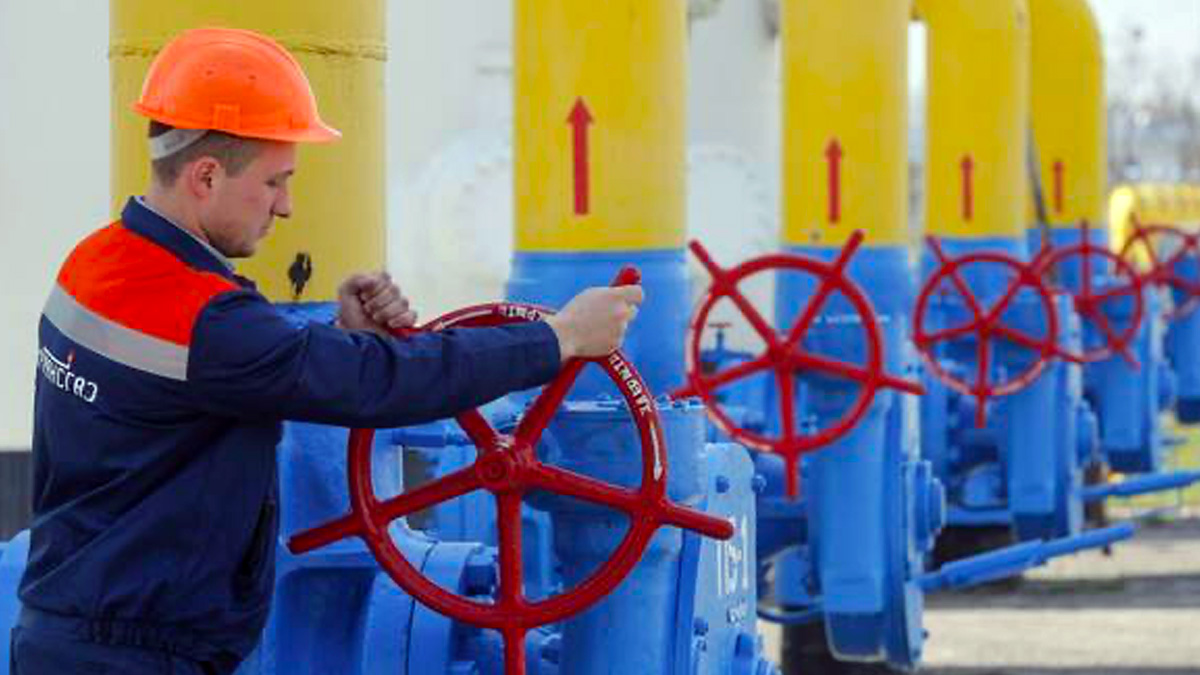 Gas russo, l'Eni conferma: "Gazprom fornirà solo il 65% del nostro fabbisogno"