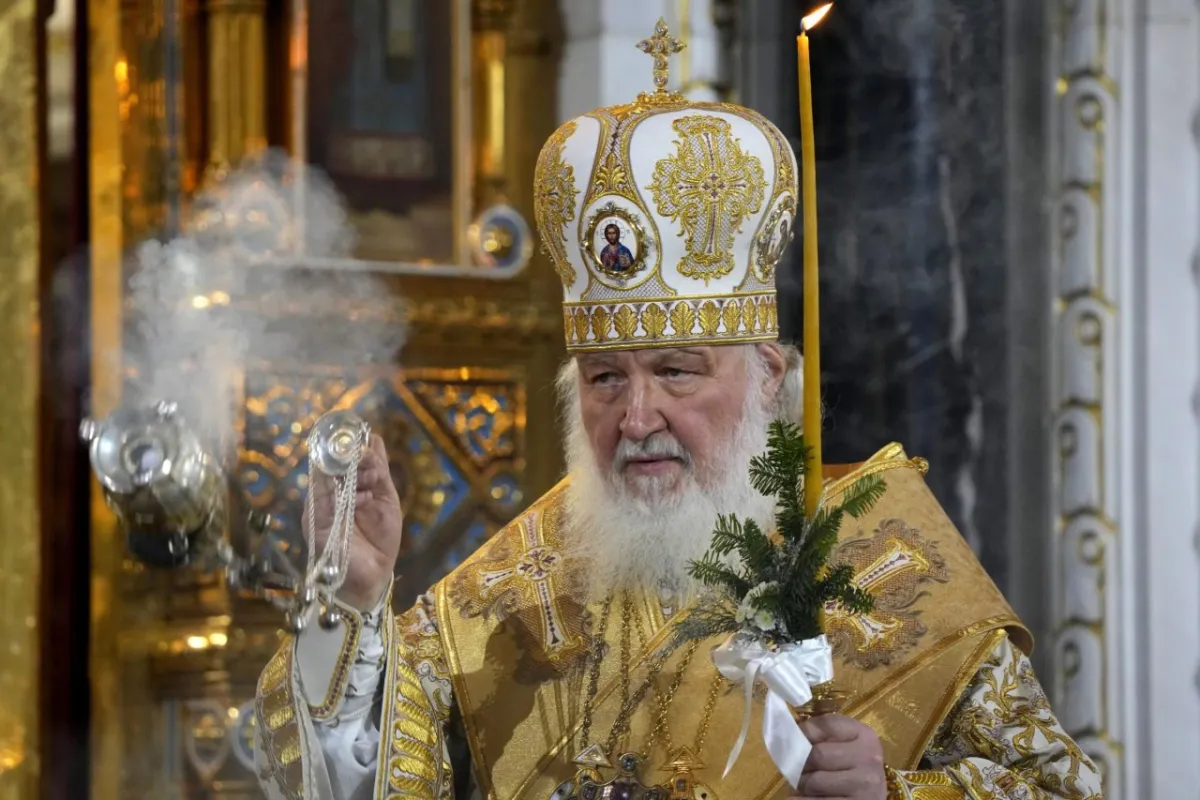 Ucraina, la Ue propone sanzioni per Kirill. La risposta degli ortodossi russi: "Non ci facciamo intimidire"