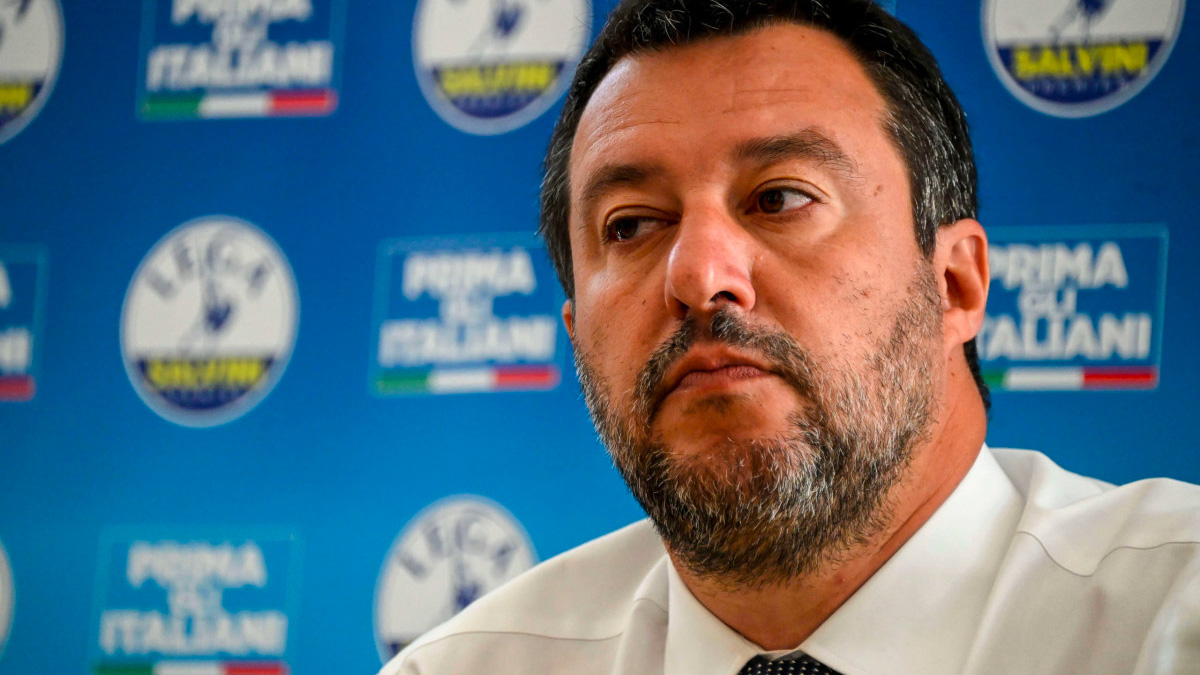 Cittadinanza, Salvini soffia su paura e xenofobia: "Così l’avranno anche delinquenti e babygang"