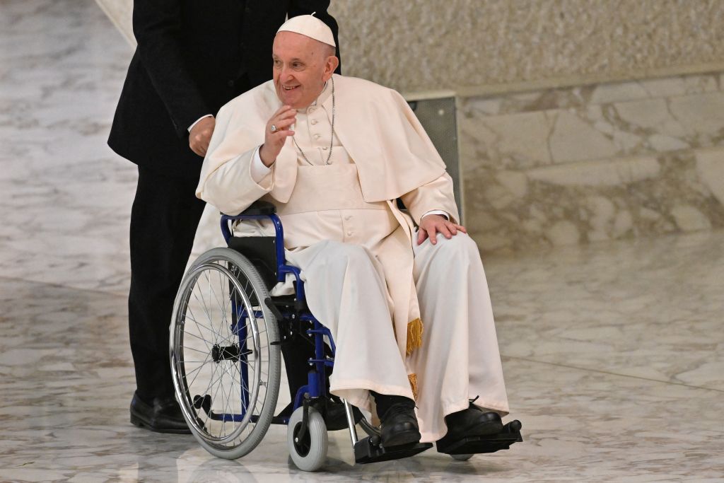 Papa Francesco: "L'odio sembra essersi impadronito del mondo, i capi di Stato saranno giudicati dalla storia"