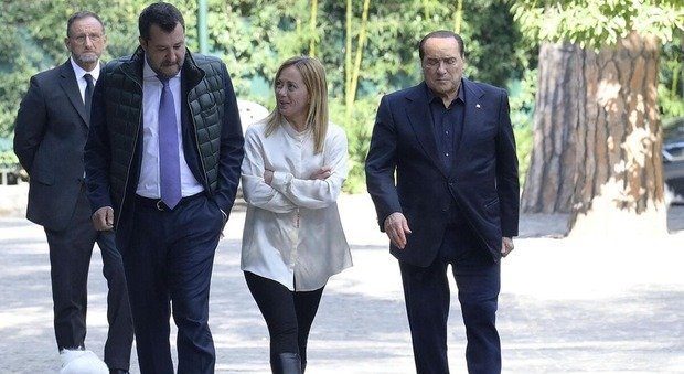 Ucraina, Salvini: "Il dialogo con Putin può partire se si fermano le armi. Oggi ne parlerò con Berlusconi"