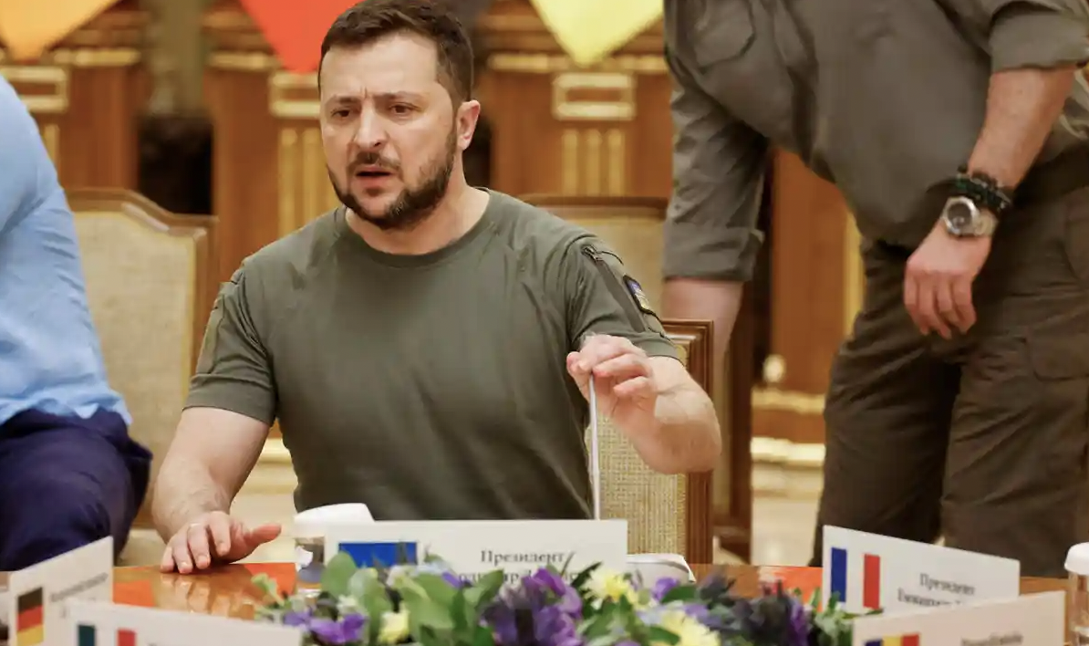 Zelensky accusa Mosca: "Non vogliono finire la guerra e noi ci difendiamo"