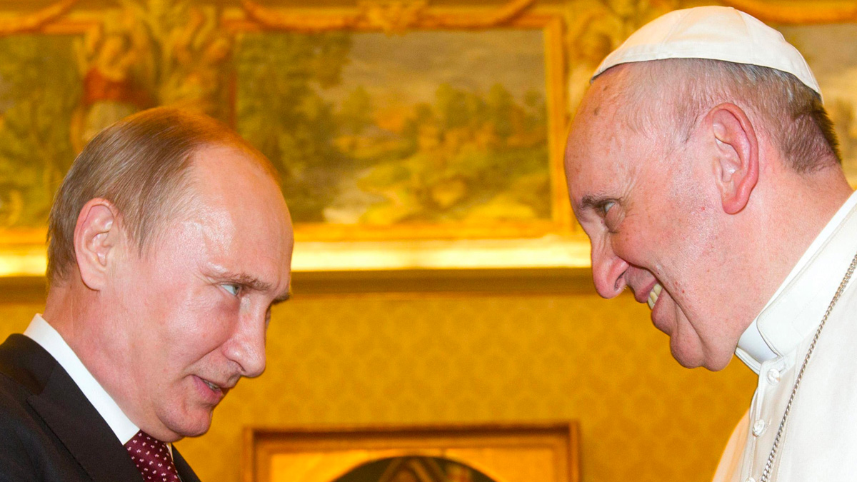 Ucraina, la Russia ha aperto al dialogo con il Vaticano: "Massimo rispetto per il Papa e la sua ricerca della Pace"
