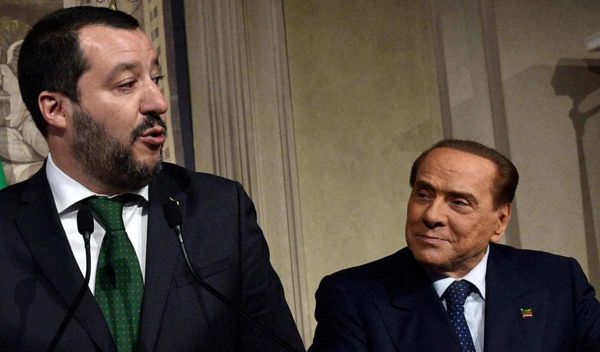 Berlusconi esaltato: "Farò un programma avveniristico che..."