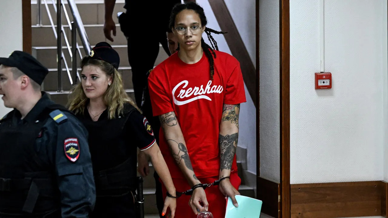 Caso Griner, la star del basket Usa condannata in Russia a 9 anni per traffico di droga