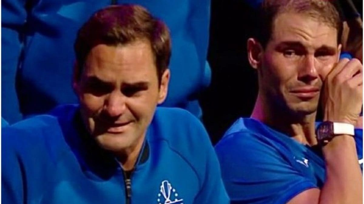 Federer ha dato l'addio al tennis, il video del commovente discorso: anche Nadal in lacrime