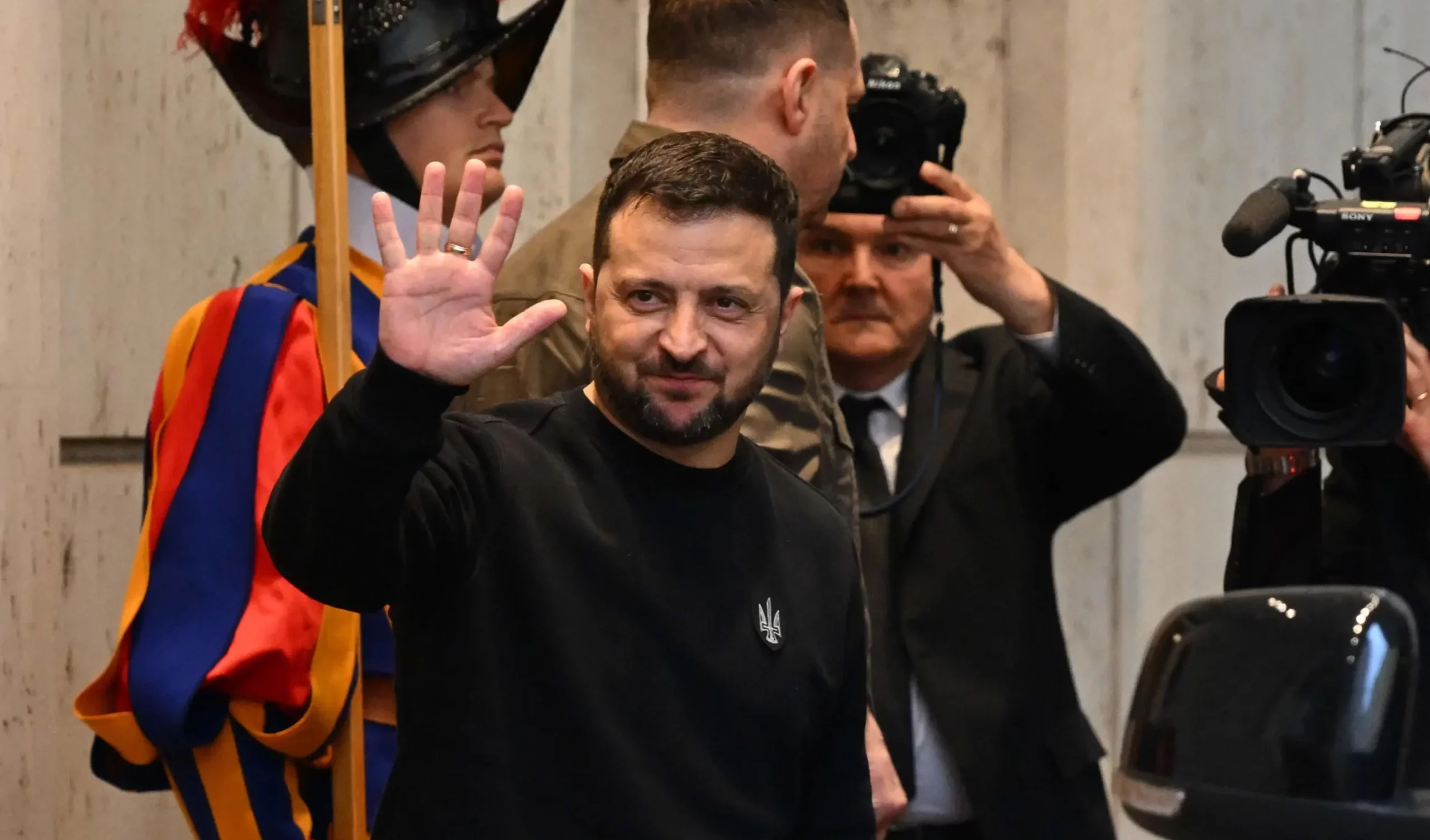 Zelensky a Francesco: "Niente mediazioni, non parlo con Putin"