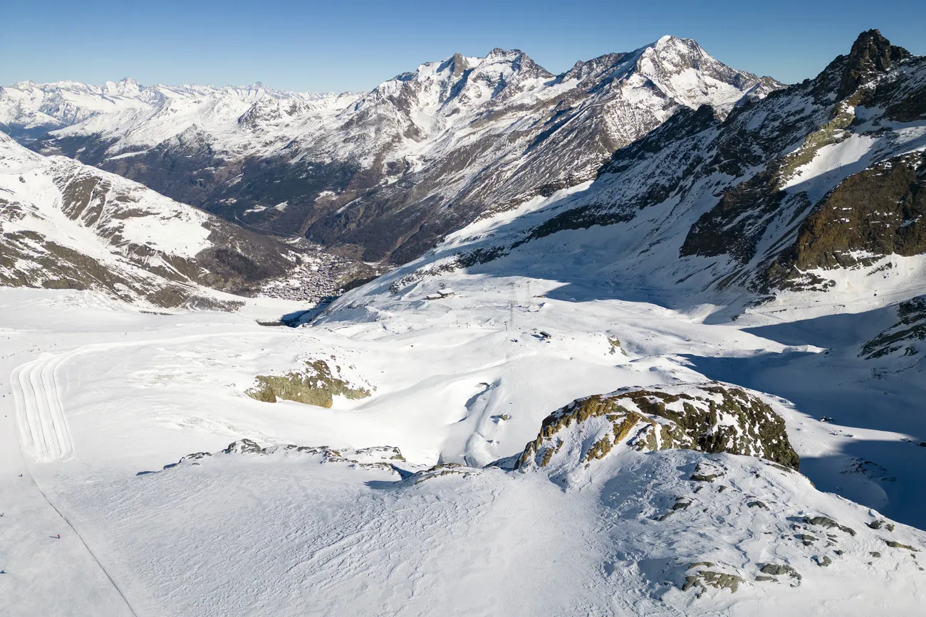 Tragedia sulle Alpi, trovati 5 corpi senza vita degli alpinisti scomparsi: dispersa una sesta persona