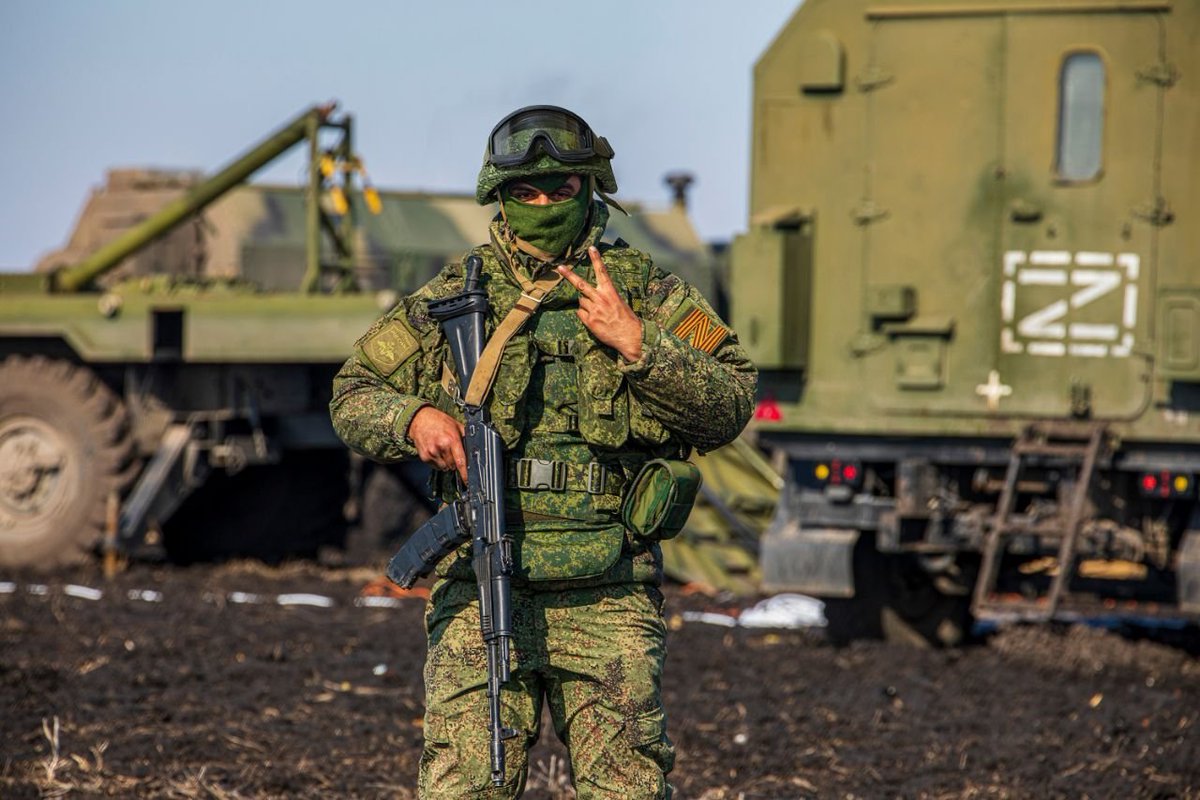Ucraina, gli Usa rimuovono il bando e danno l'ok ad equipaggiare con le proprie armi il battaglione Azov