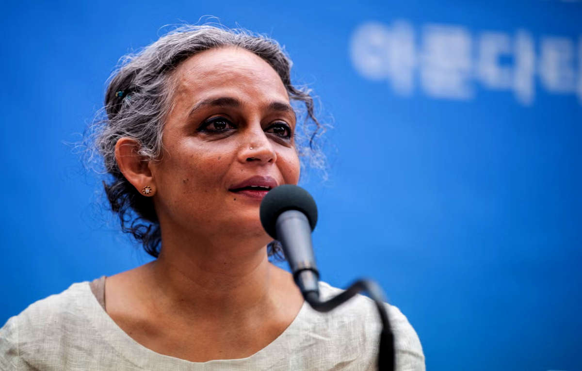 Arundhati Roy vince il Pen Pinter Prize 2024. Non sarà contento il primo ministro indiano.