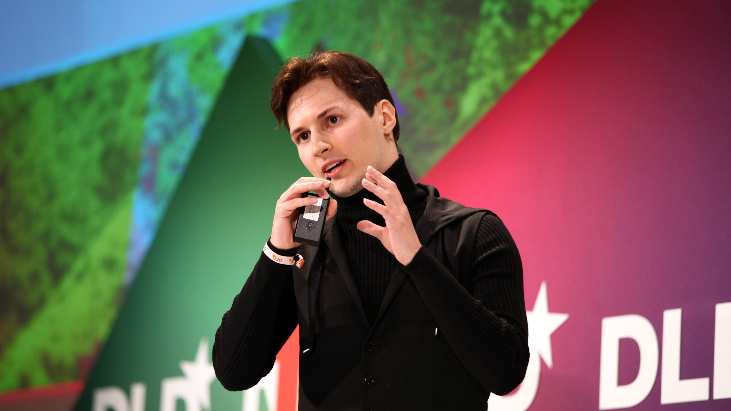 Arresto di Pavel Durov e il coinvolgimento degli oligarchi russi nel salvataggio di Twitter