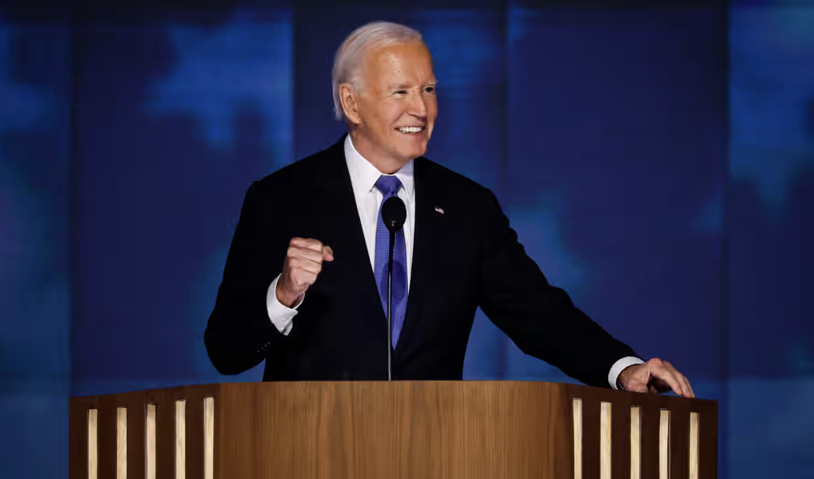 Biden esorta gli elettori a votare Kamala Harris per "preservare la democrazia"