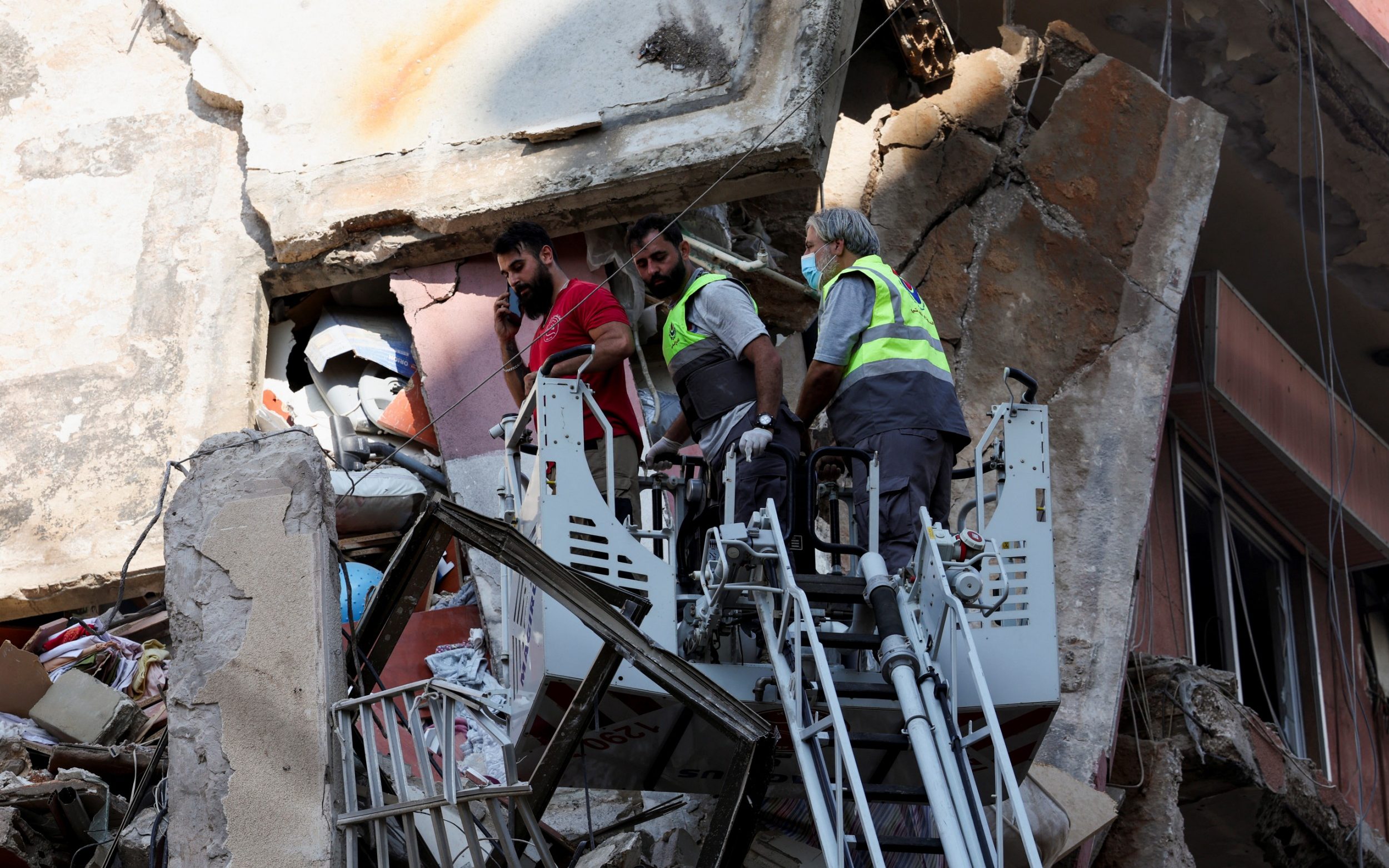 Libano: l'ospedale Bint Jbeil e il Centro medico Aïnata colpiti dalle bombe israeliane