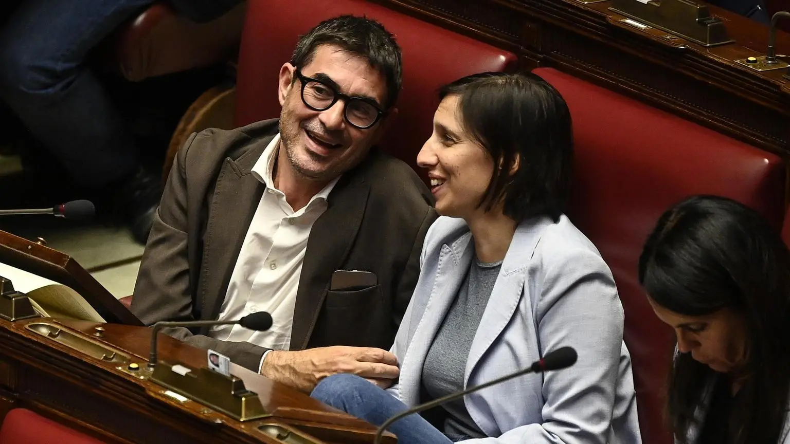 Sondaggi politici: Fdi ancora in testa davanti al Pd