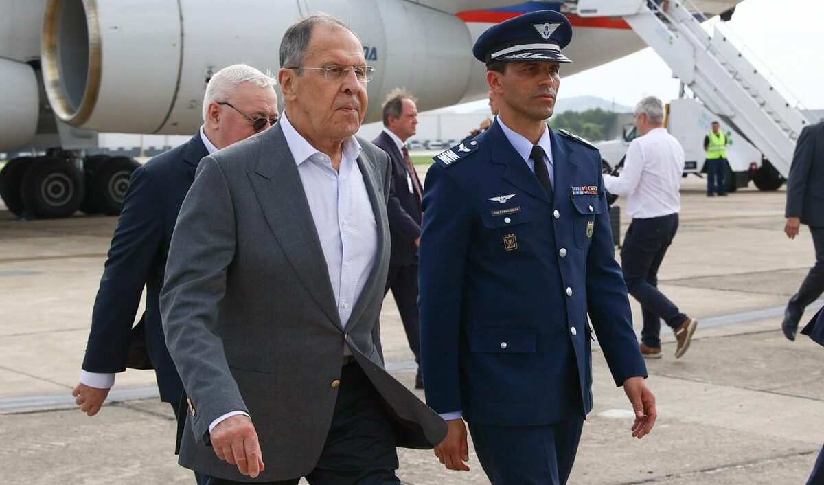 Lavrov al G20 di Rio al posto di Putin (sul quale pende un mandato d'arresto internazionale)