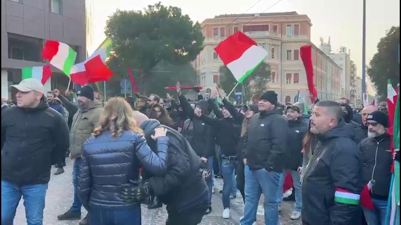 La provocazione fascista di Bologna è stata un piatto avvelenato servito dal governo