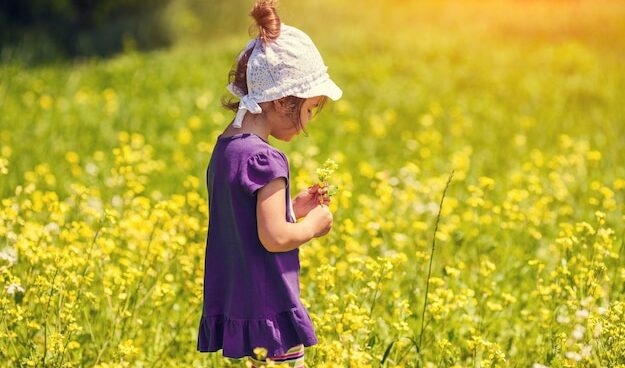 La speranza è una bambina tenace e un atto di resistenza per la costruzione del futuro