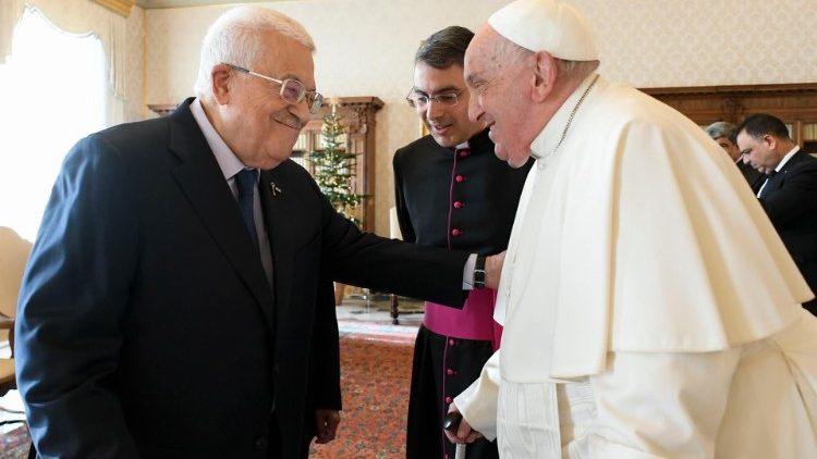 Abu Mazen incontra il Papa: impegno per la soluzione dei due Stati