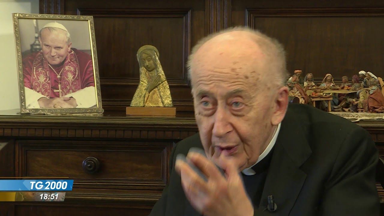 Il cardinal Ruini fa grandi elogi a Giorgia Meloni e si dice 'distante' da Elly Schlein