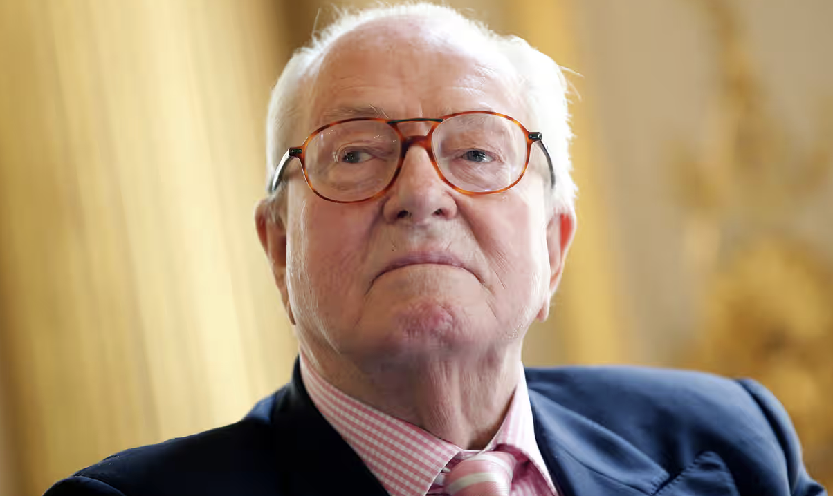 Muore Jean-Marie Le Pen: una vita spesa ad alimentare odio, razzismo e anti-semitismo