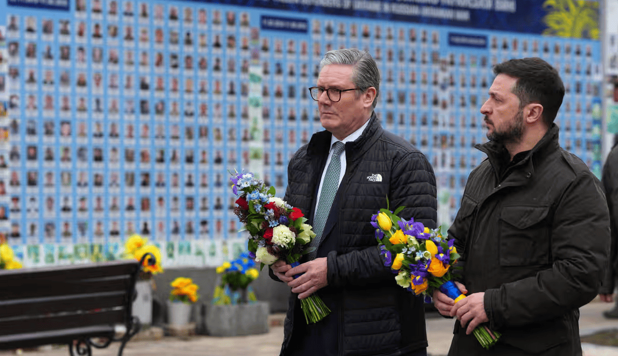 Ucraina, Starmer si mette di traverso a Trump: "La Russia non ha tutte le carte in mano in questa guerra"