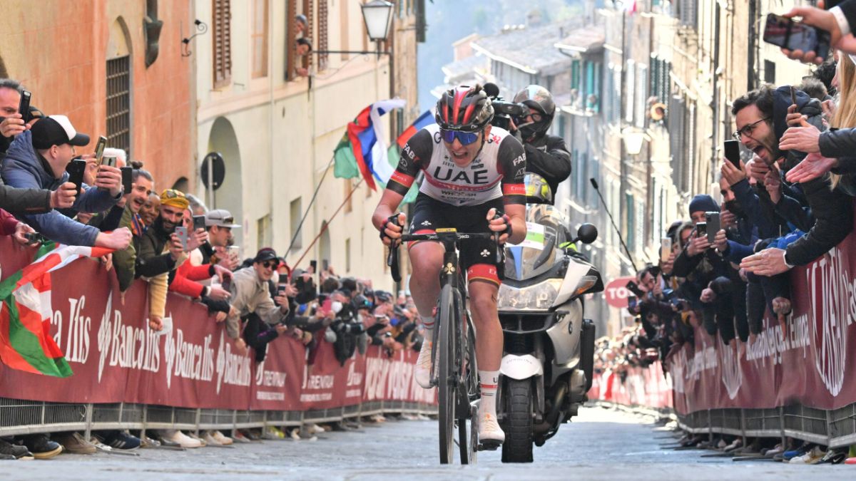 Nella classica Strade Bianche Pogačar tenta il tris