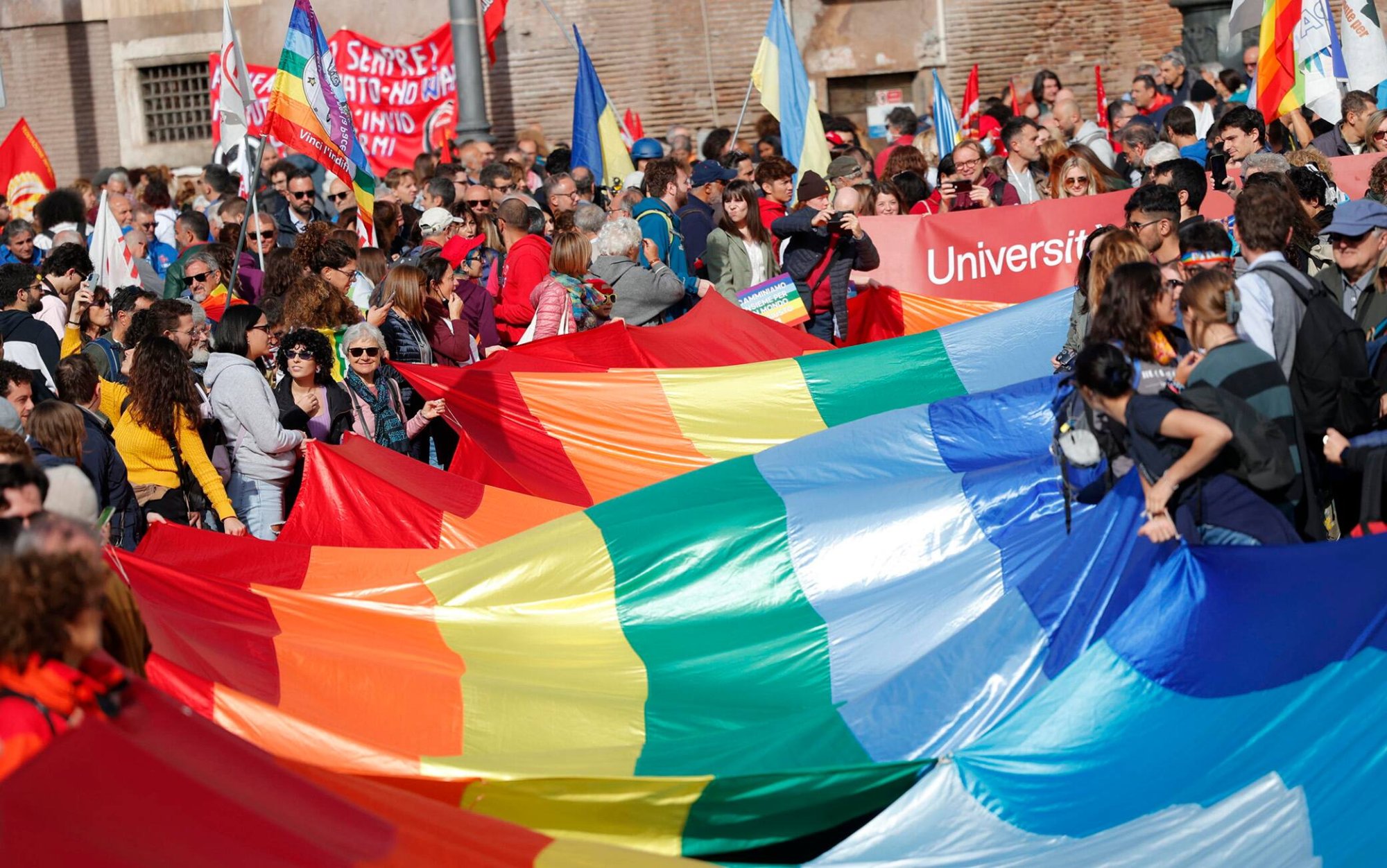 15 Marzo: in piazza contro la follia della guerra e l'ottusità riarmista da 800 miliardi